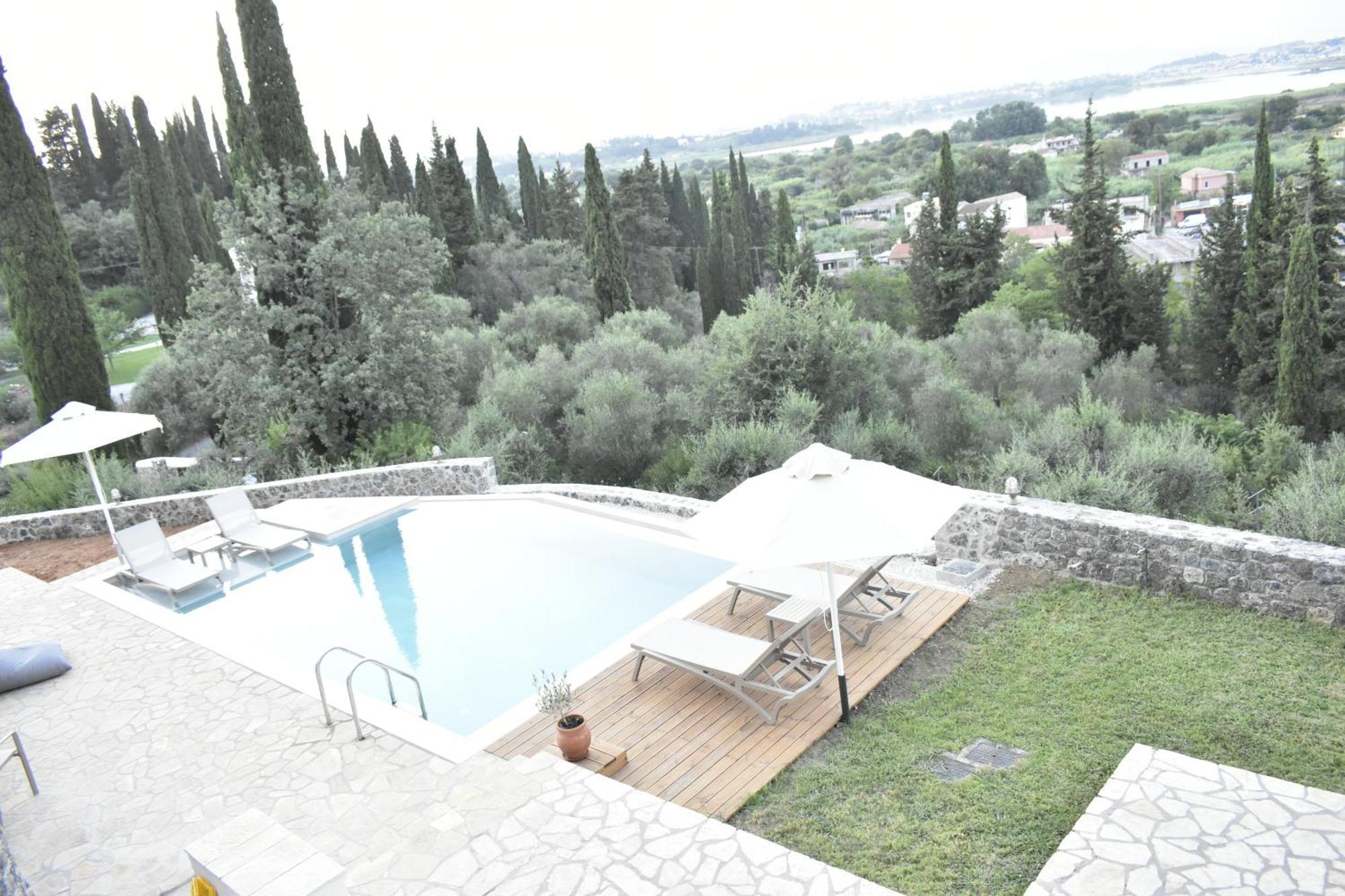 הוילה פראמה Corfu View Deluxe מראה חיצוני תמונה